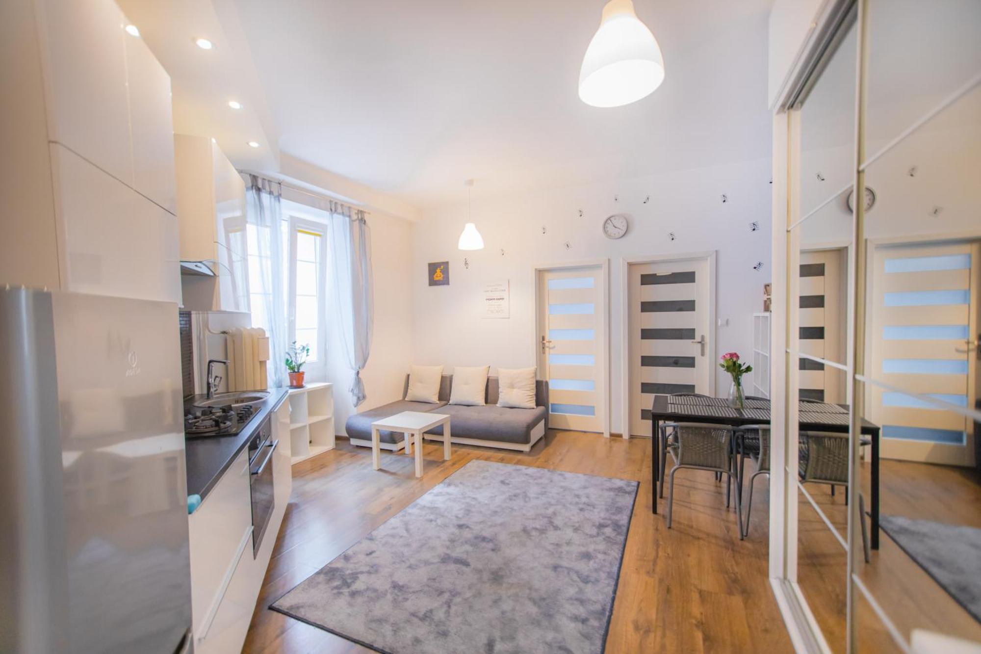 Lägenhet Poznanska Apartment. Great Location. Center